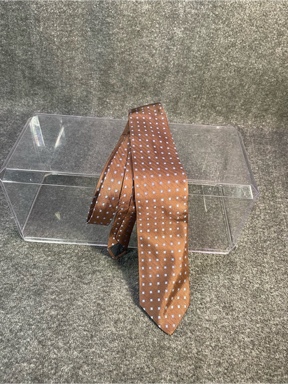 Brooks Brothers “346” Stain Resistant Pure Silk Brown Mens Tie